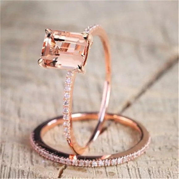 Jewelry - 3/$30 ❤️ Rose Gold Rhinestone Ring